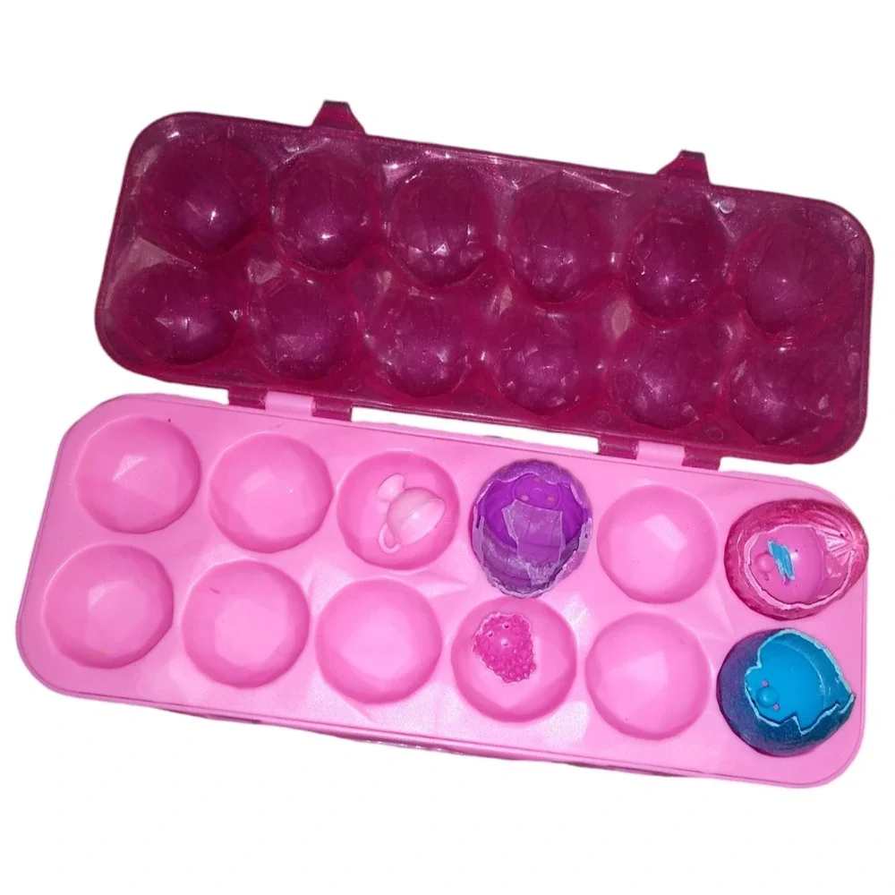 Hatchimals COLLEGGTIBLES 12 Figure Lot, with Case, Clean - Lot 2